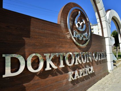 Hakkımızda 3 Doktorun Oteli (Doktorun Yeri) Haymana Kurumsal - Giriş ve Tabela Görünümü