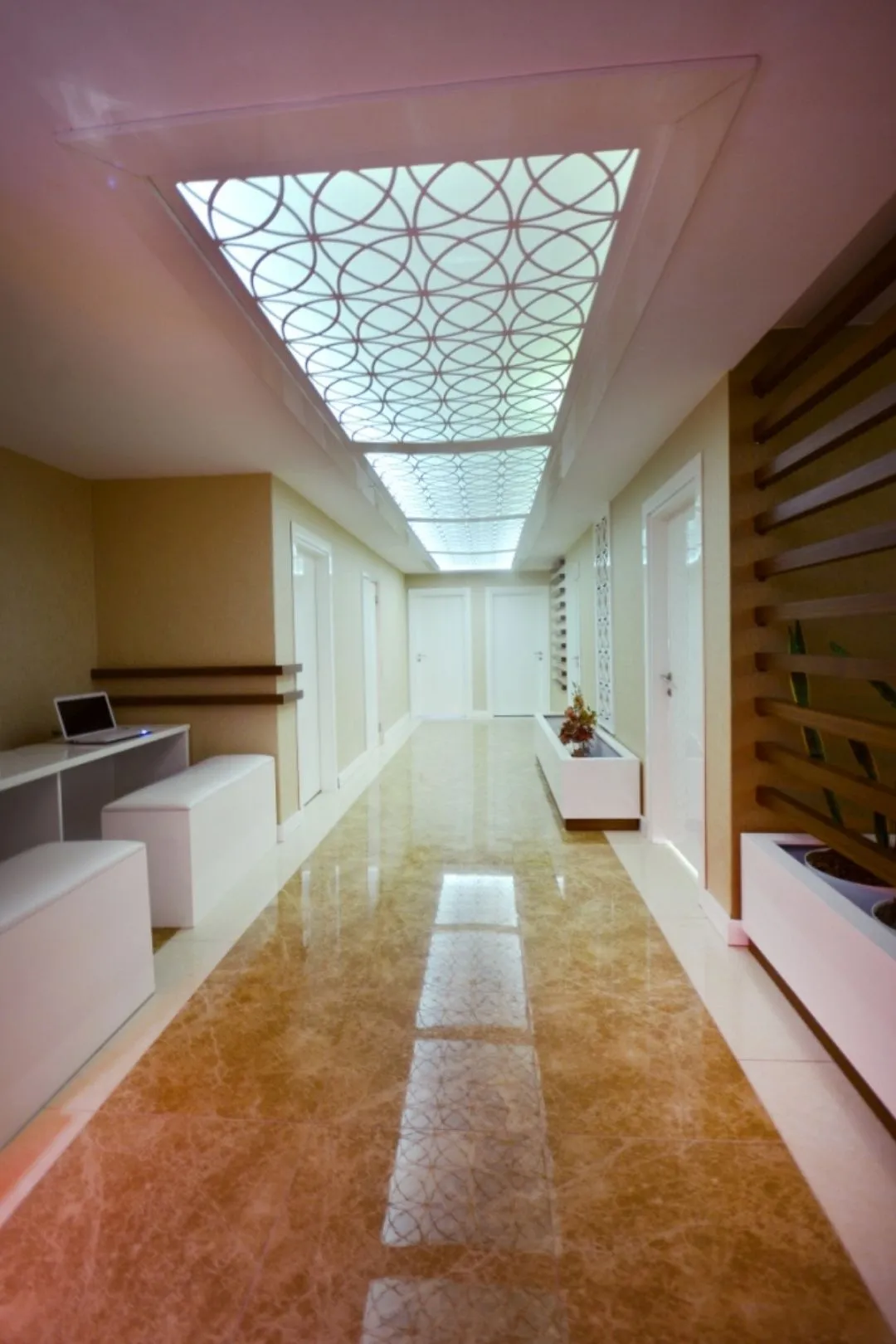 Haymana Doktorun Yeri Otel Koridoru ve Oda Katları